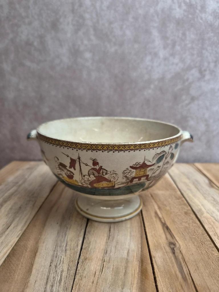 Bol à bouillon sur pied Jules Vieillard Bordeaux Tonkin – vers 1850