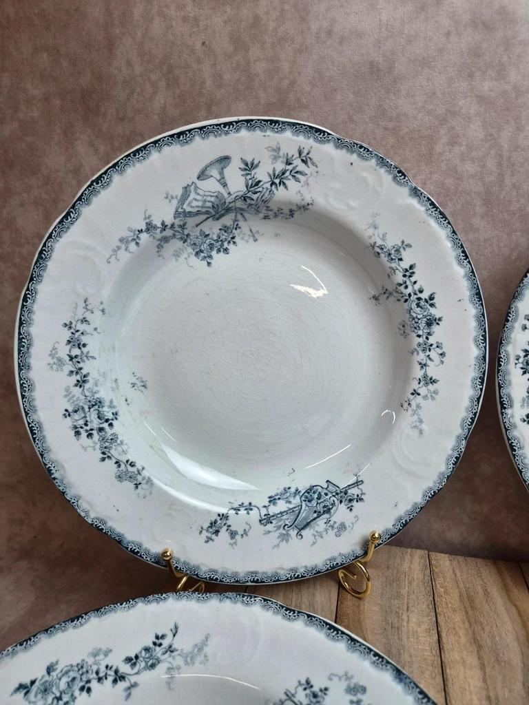 Lot de 6 assiettes creuses Terre de Fer Hippolyte Boulenger Choisy-le-roi modèle Rochambeau