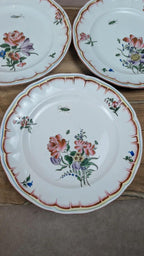 Lot de 3 assiettes anciennes Luneville décor floral & insectes