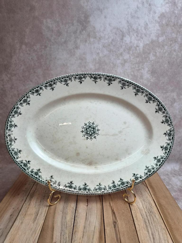 Grand plat ovale Terre de fer Hippolyte Boulenger H.b & Cie Gagny
