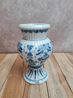Petit vase vintage style Delft bleu blanc sur piédouche 🌿