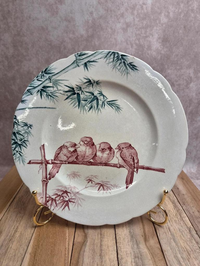 Assiette ancienne Longwy modèle Oiseaux – décor polychrome bambous et oiseaux – 25 cm