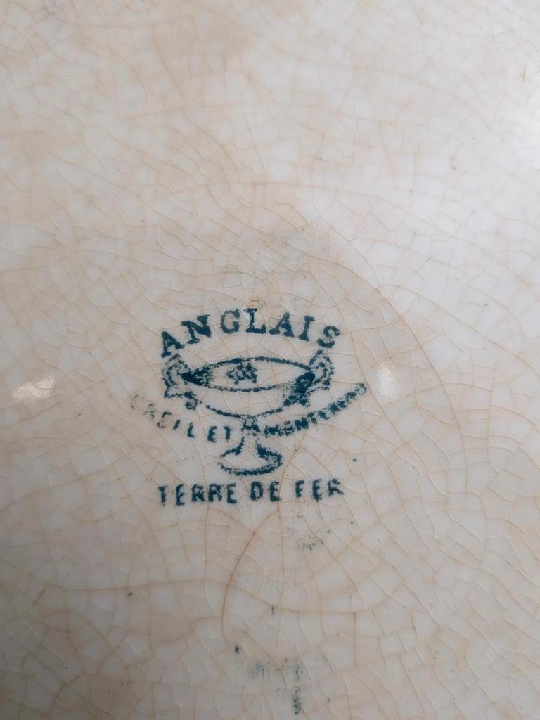 Plat rond Terre de Fer Creil et Montereau modèle Anglais