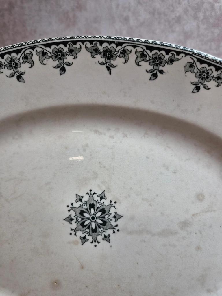 Grand plat ovale Terre de fer Hippolyte Boulenger H.b & Cie Gagny