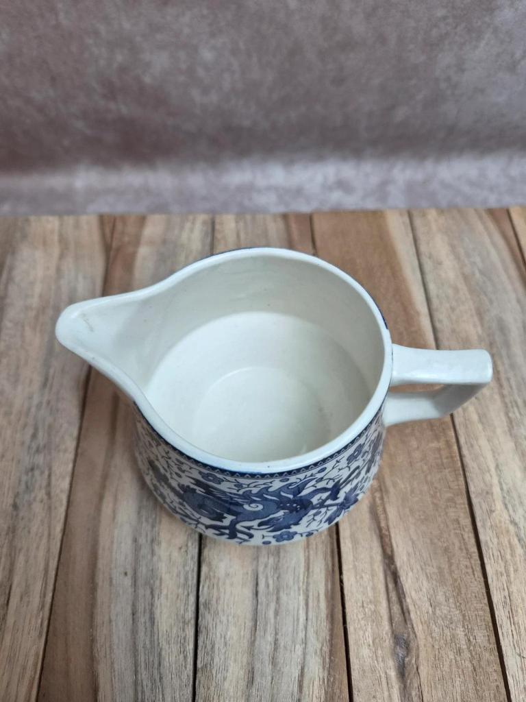 Petit pot à lait Boch Frères – La Louvière modèle Dragon – décor bleu – Belgique vintage