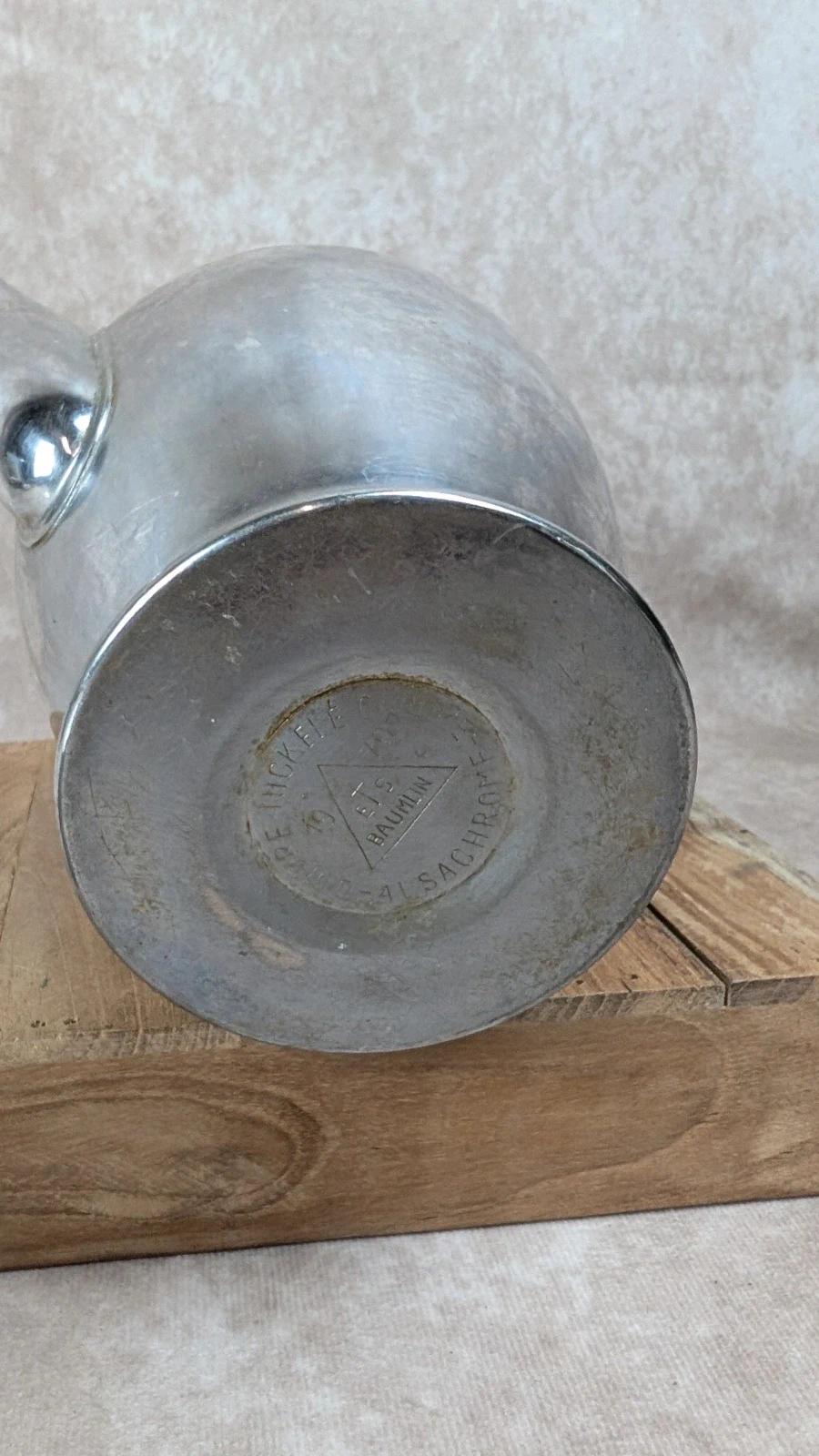 Cafetière vintage en métal nickelé chromé Ets Baumlin Alsachrome