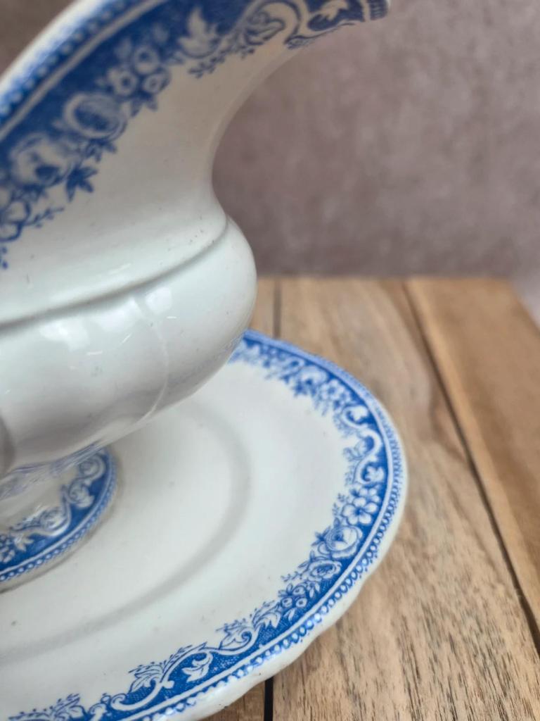 Saucière ancienne Jules Vieillard & Cie Bordeaux – Modèle Guirlande - Faïence fine Xixe