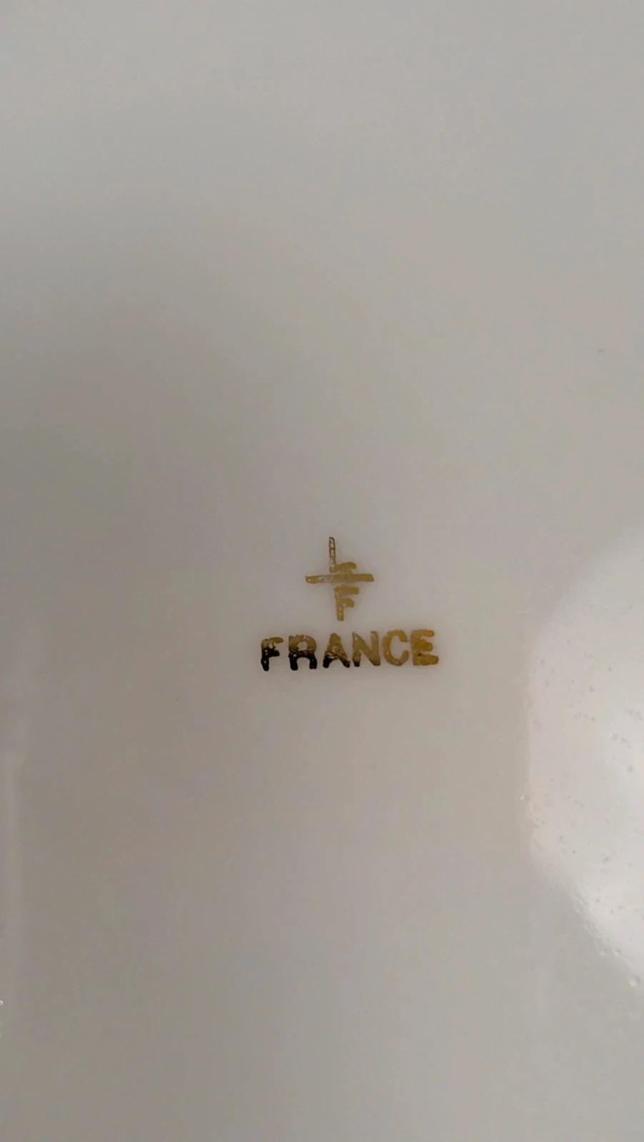 Lot de 6 assiettes à dessert anciennes porcelaine française liseré doré