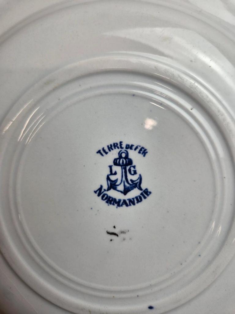 Assiette semi-creuse Terre de Fer Clairefontaine Lg Normandie Xixe décor bleu
