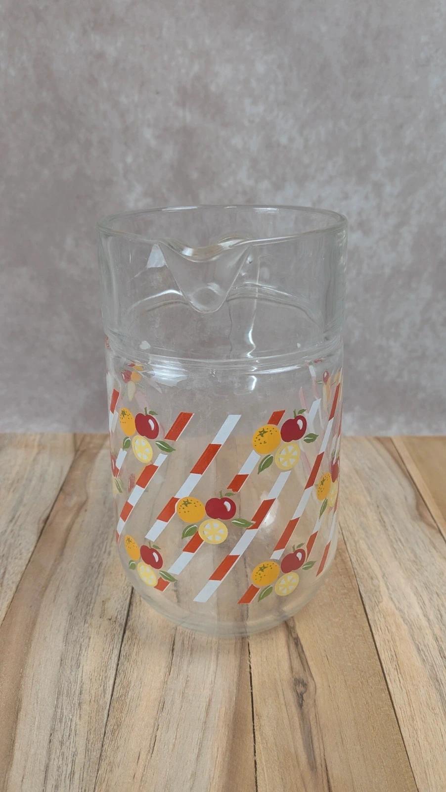 Pichet vintage années 70 + 2 verres assortis décor fruits