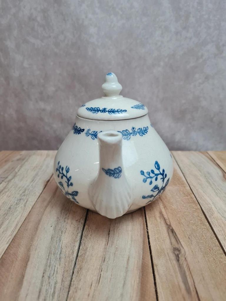 Théière ancienne en grès émaillé décor bleu – esprit Saint-uzé