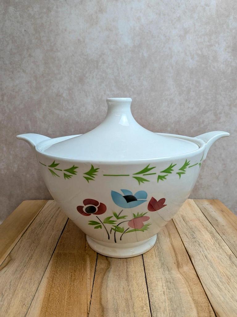 Soupière ancienne en terre de fer Digoin Sarreguemines – Modèle Poupette – Vintage