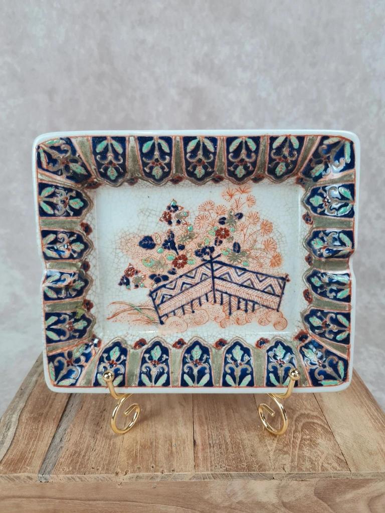 Cendrier ancien Japon Satsuma – décor Imari – fin Xixe