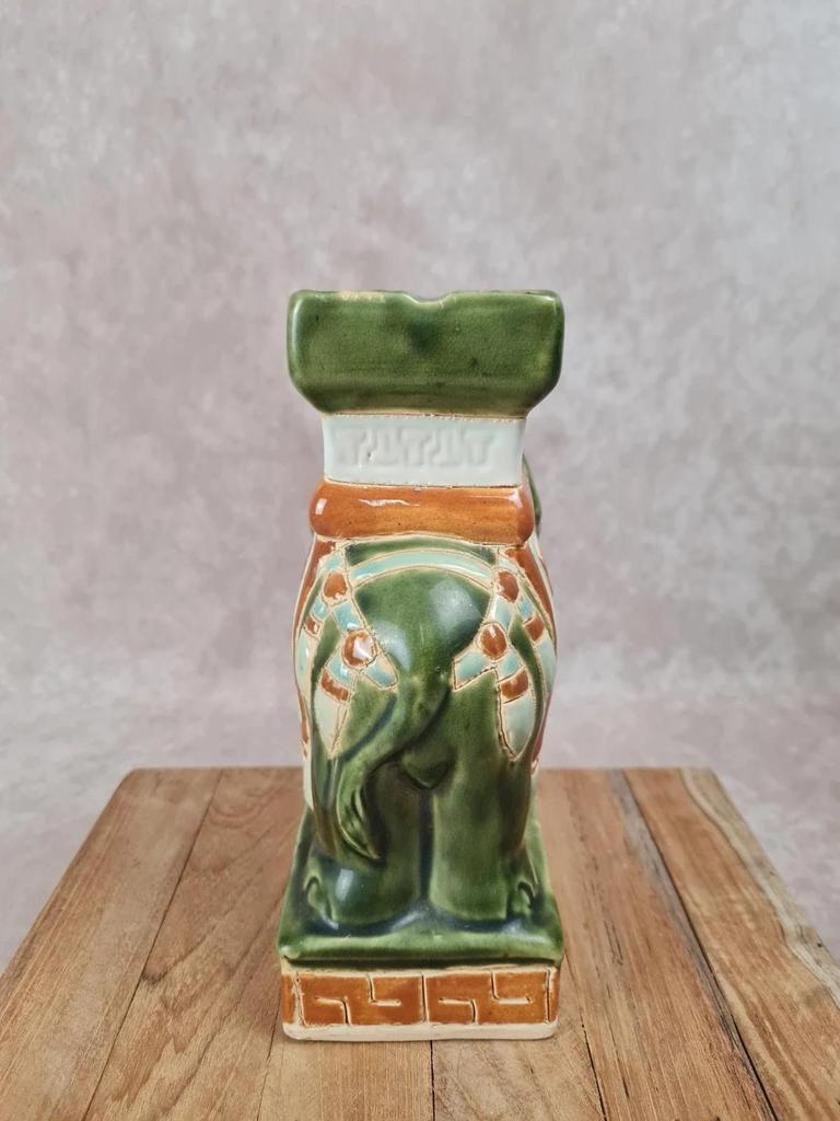 🐘 Cendrier éléphant en céramique émaillée vert et ocre – style asiatique vintage
