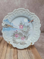 Lot de 2 assiettes anciennes décor japonisant peint main – relief & dorure