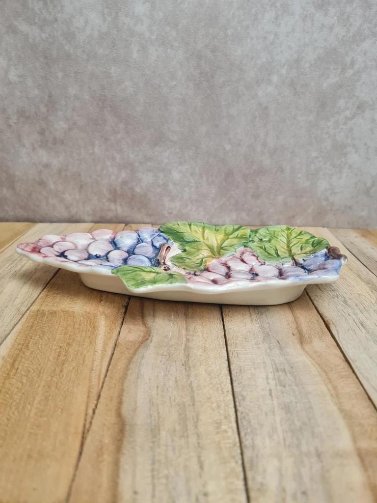 Ravier ancien en barbotine décor raisin 🍇 feuille – Portugal