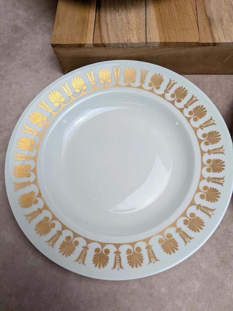 4 assiettes creuses Limoges dorure