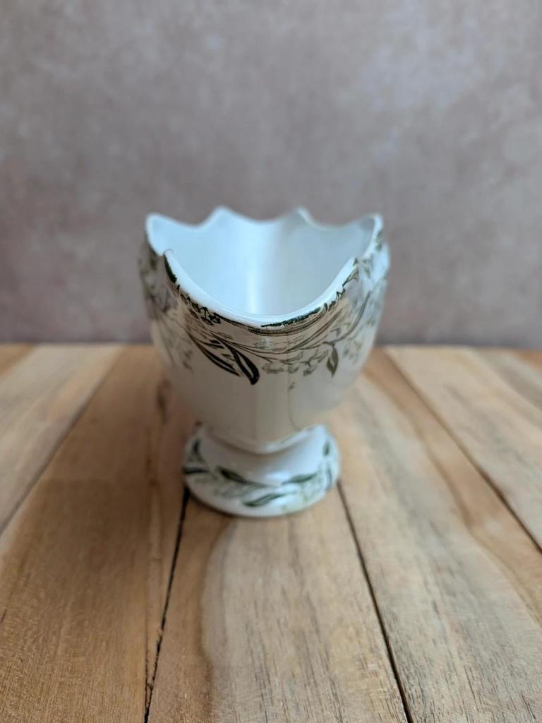 Saucière ancienne en terre de fer Saint-amand et Hamage – Modèle Mimosas
