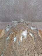 Suspension vintage en verre texturé attribuée à Murano – bord ambre – années 70