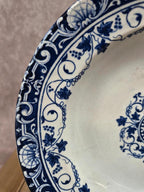 Assiette creuse Jules Vieillard Bordeaux – service Louis Xv