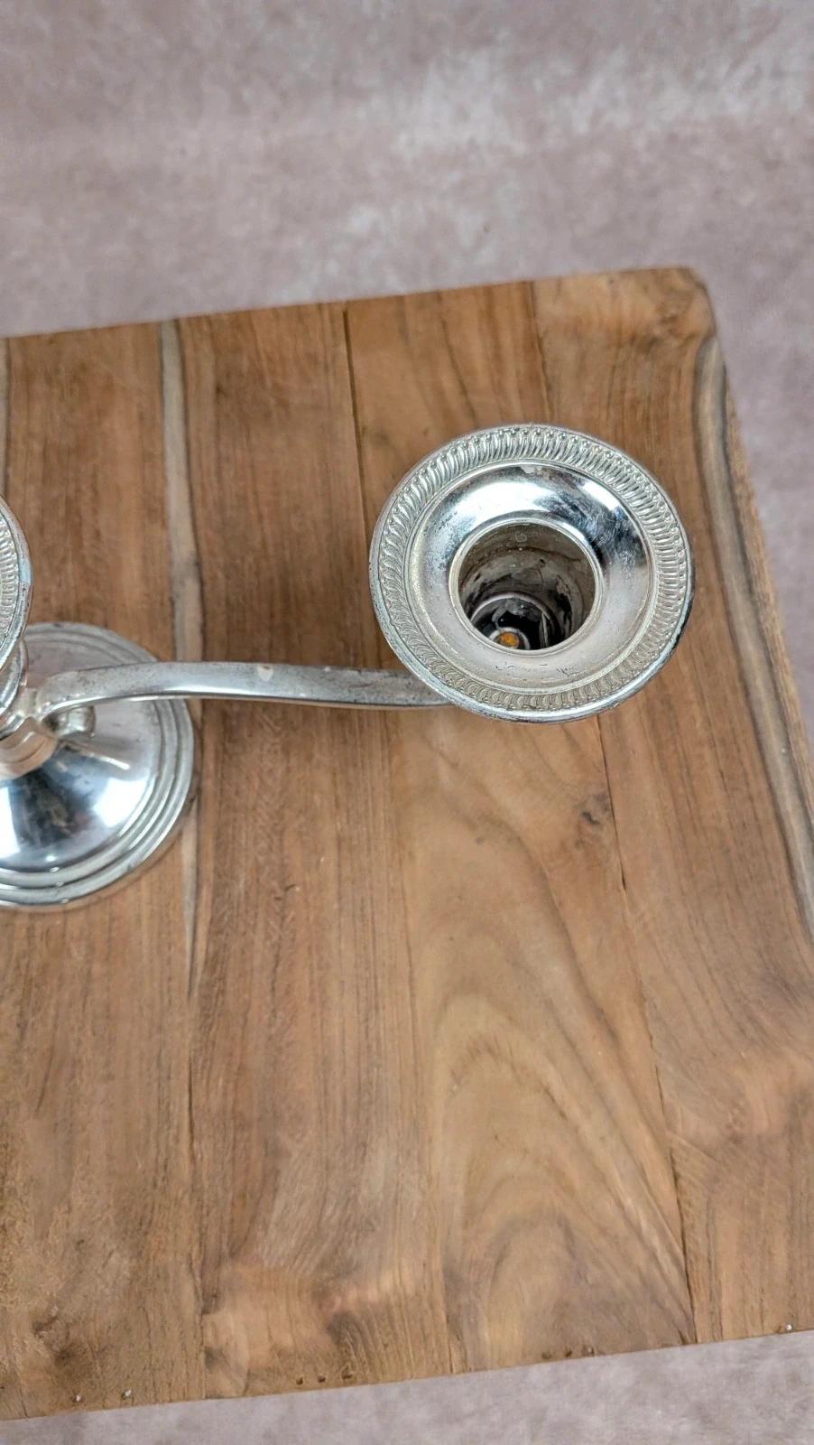 Chandelier ancien 3 feux en métal argenté – style classique