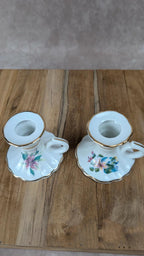 Charmant duo de bougeoirs anciens en porcelaine – Filet doré fait main