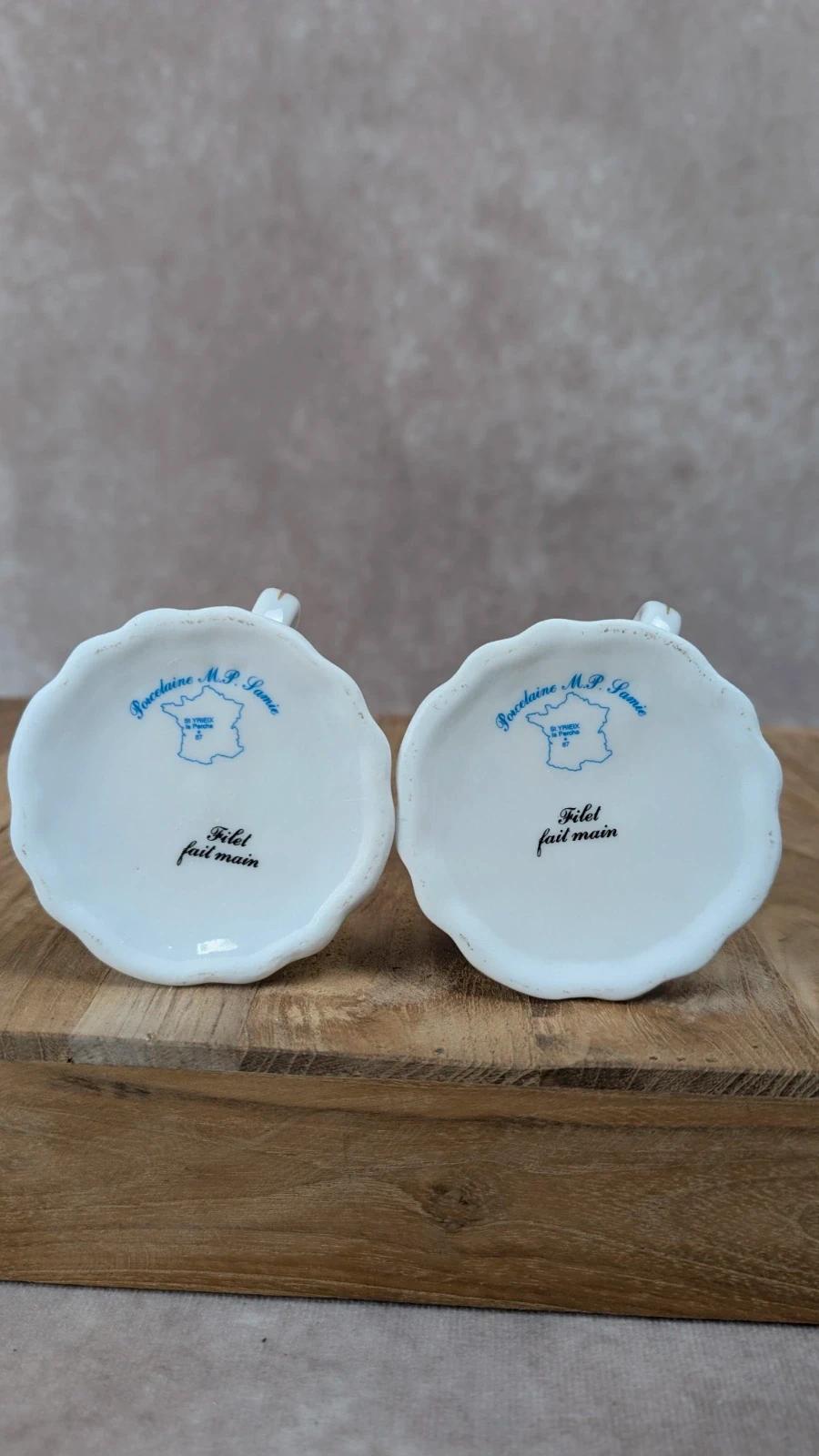 Charmant duo de bougeoirs anciens en porcelaine – Filet doré fait main