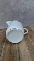 Charmant service à thé ancien fleuri en porcelaine fine