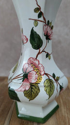 Charmant vase ancien V. Bassano – faïence italienne peinte à la main