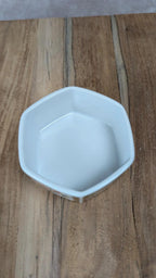 Charmante boîte japonaise hexagonale en porcelaine