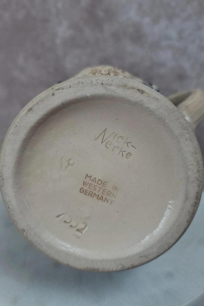 Chope à bière vintage Nick - werke 🇩🇪 Bad Hönningen – Grès & étain – 0,5l