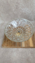 Coupe vintage sur pied en laiton