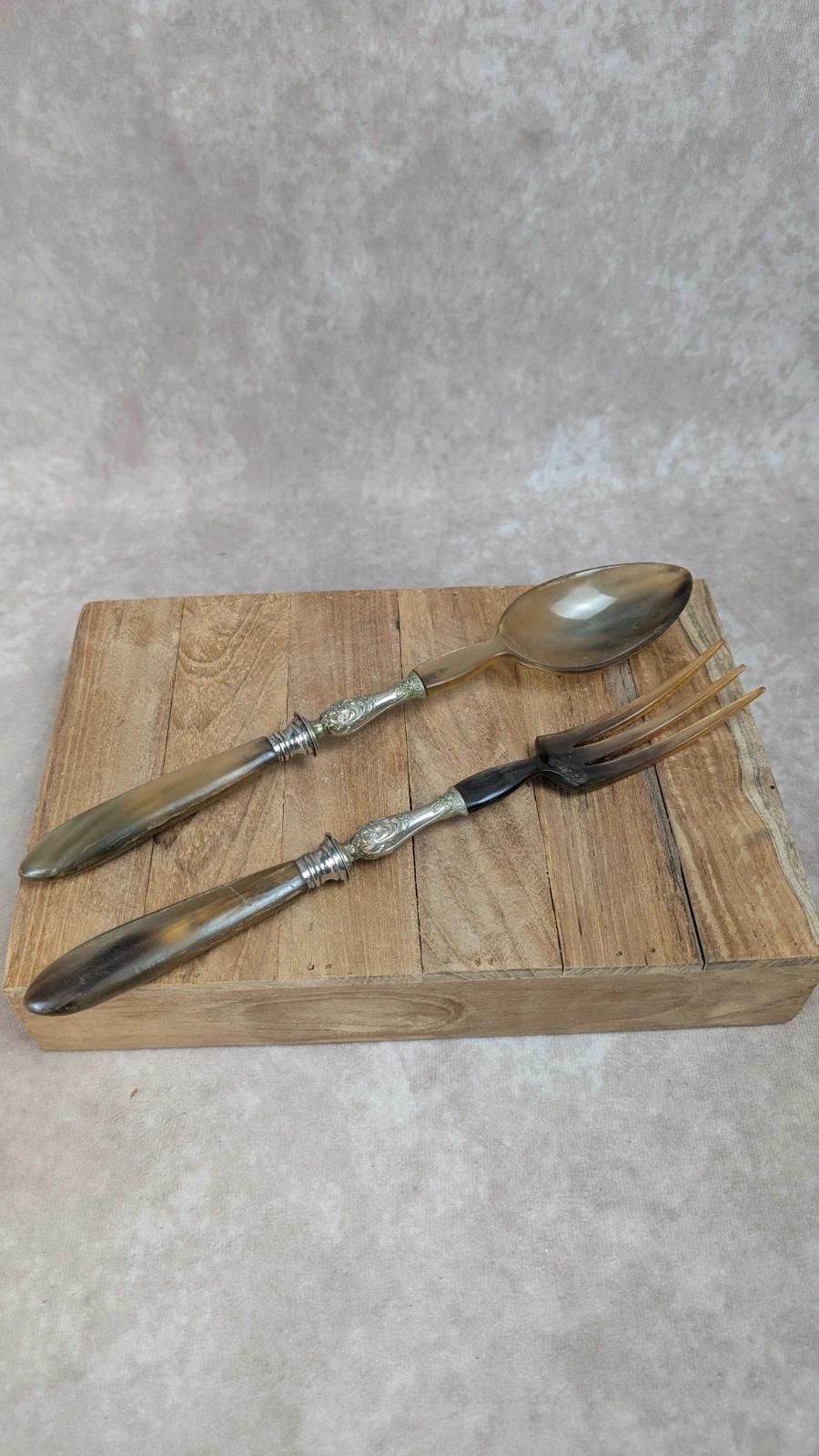 Couverts à salade anciens corne & métal argenté