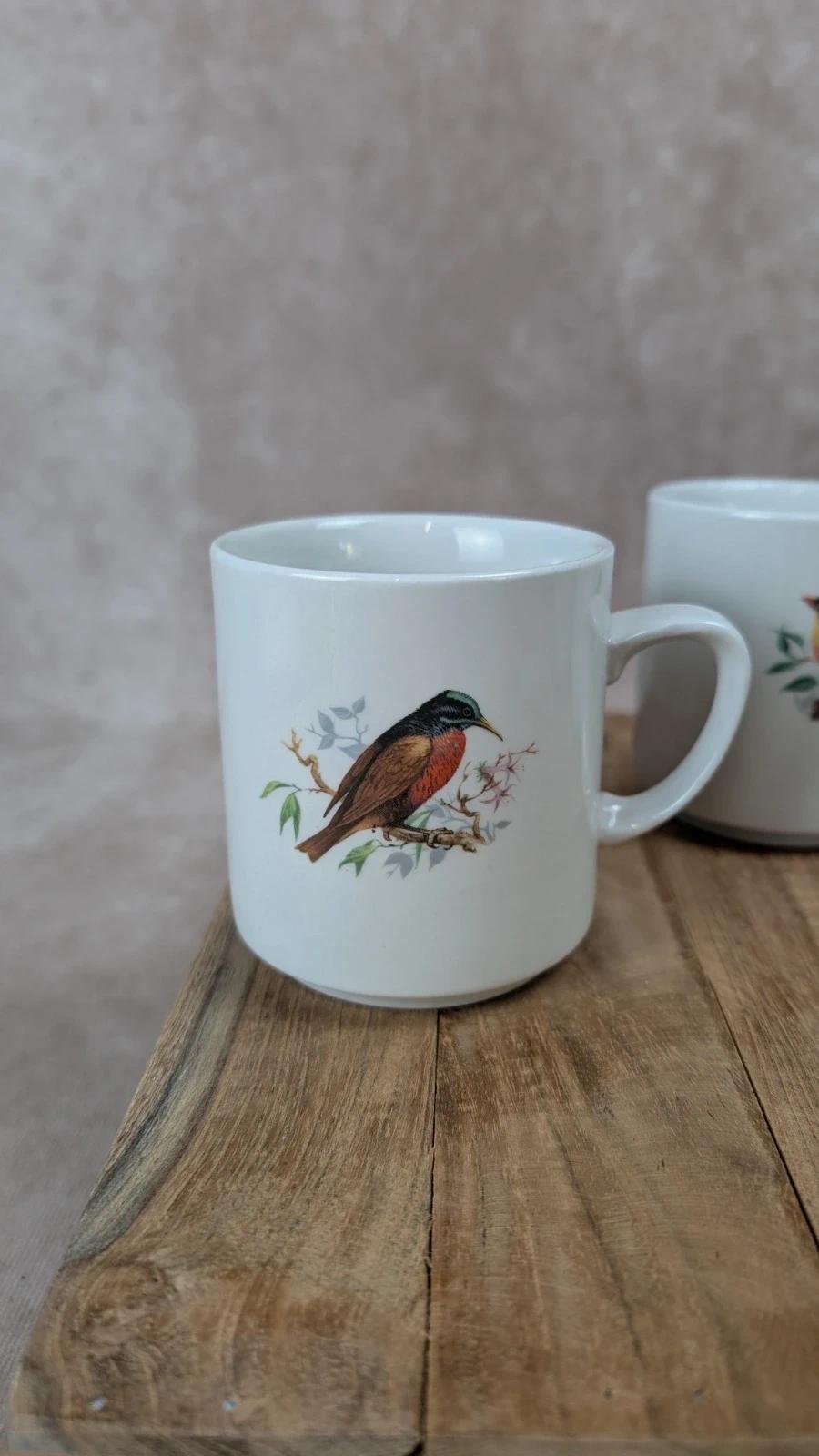Lot de 4 tasses vintage monopoli – motifs oiseaux