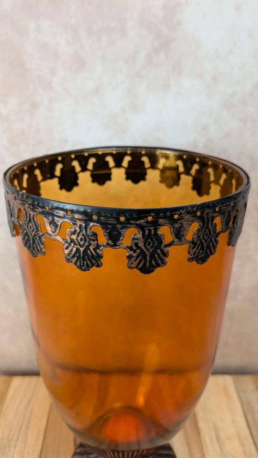 Vase vintage verre ambré sur pied