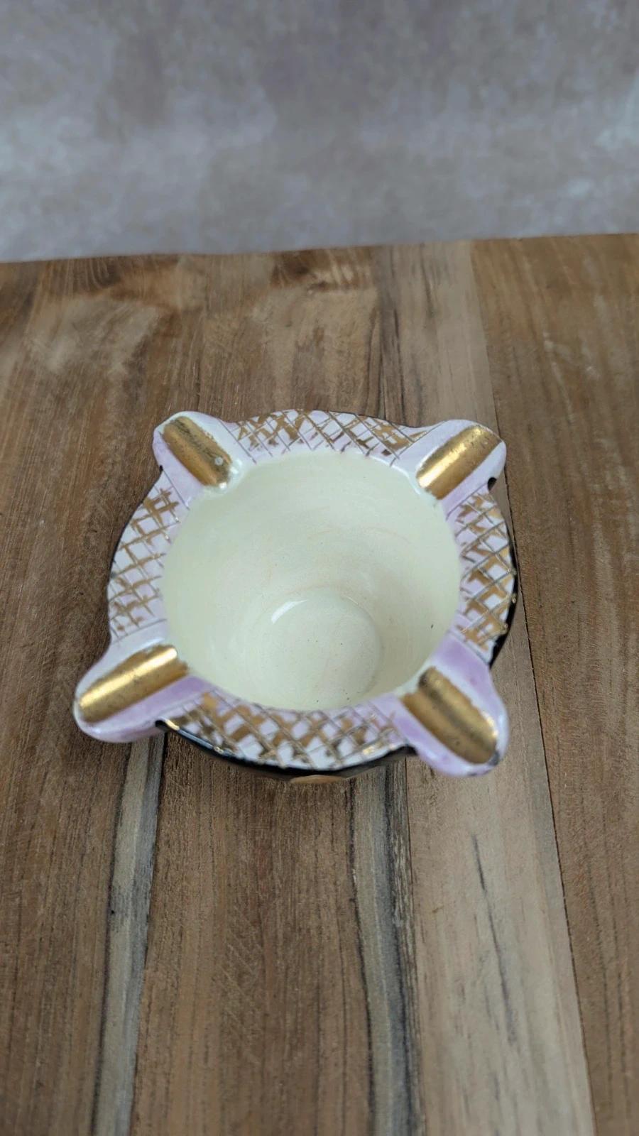 Cendrier vintage signé Vallauris – céramique décorative