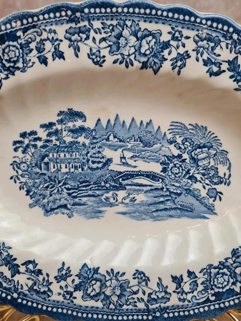 Ravier ancien Tonquin Myott décor toile de Jouy bleu – bord dentelé