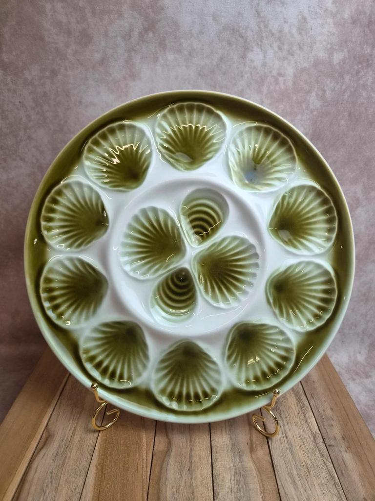 Grand plat à huîtres vintage en faïence verte – probablement Saint-amand – 35,5 cm