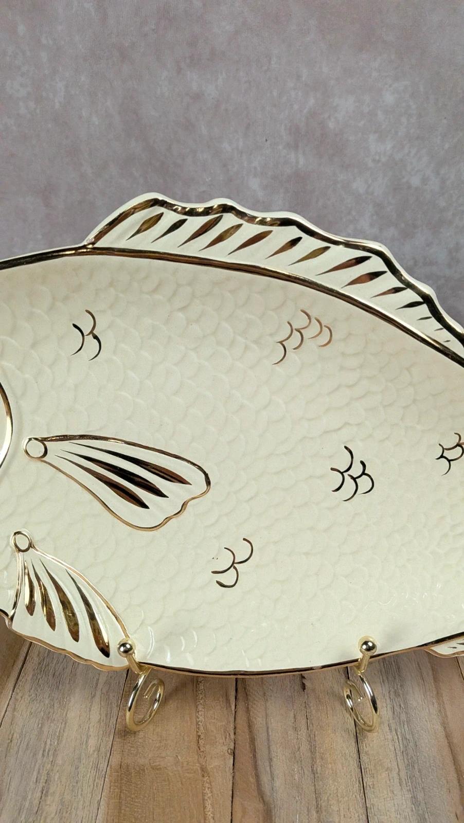 Plat poisson vintage Silda Paris doré