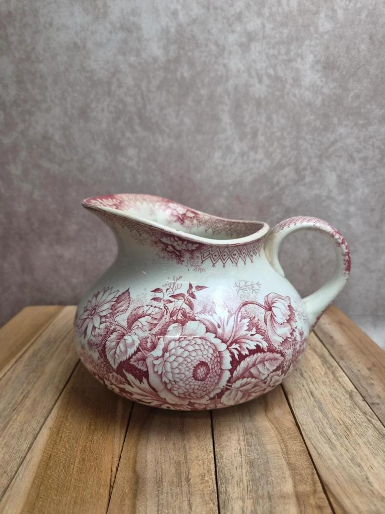 Petit broc ancien terre de fer Hamage Nord modèle Jardinière – décor rose