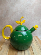 Bouilloire sifflante vintage pomme 🍏 Tôle émaillée verte et jaune