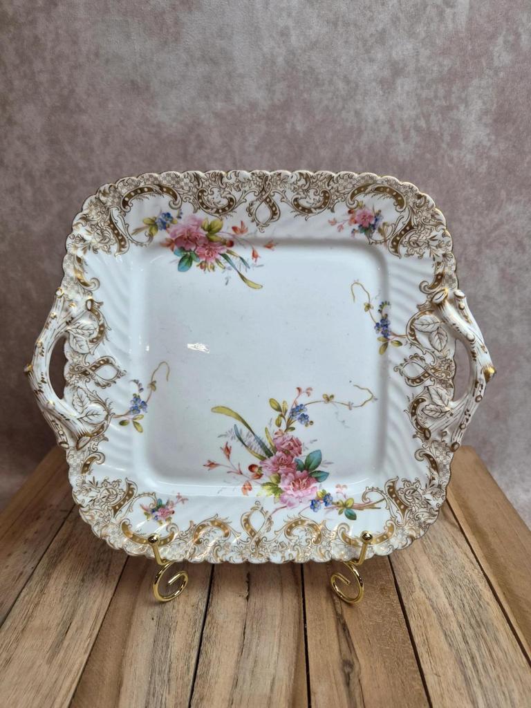 Plateau carré ancien Sarreguemines décor floral doré style Louis Xv