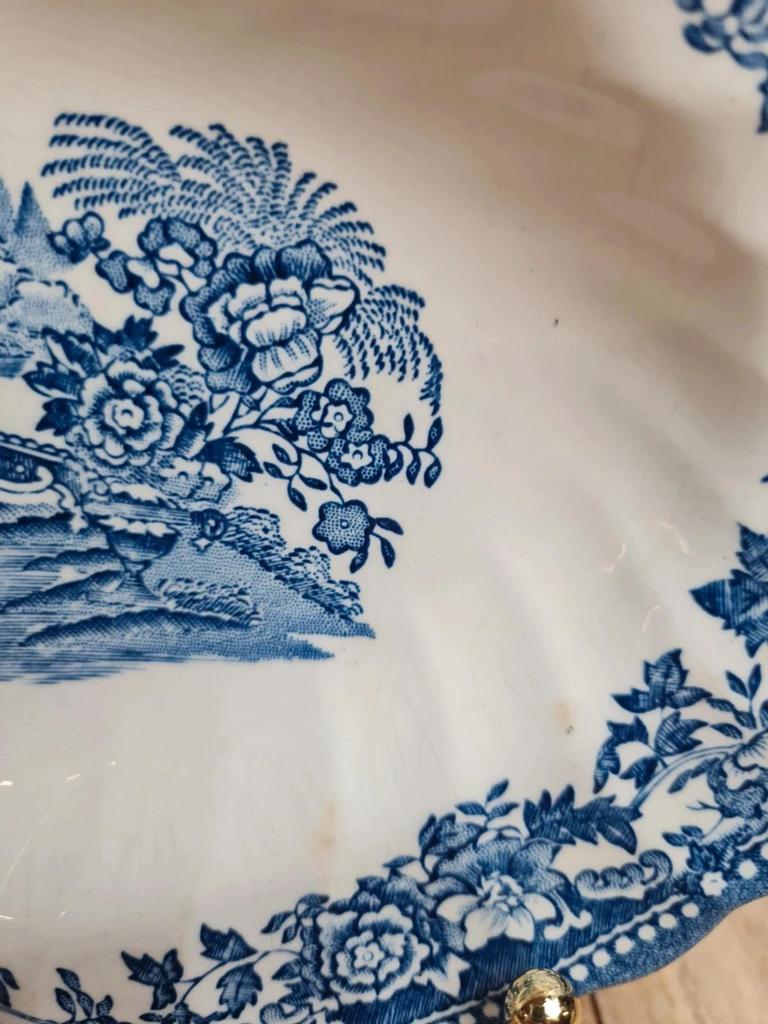 Ravier ancien Tonquin Myott décor toile de Jouy bleu – bord dentelé