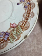 Lot de 6 assiettes à dessert anciennes Longwy – Modèle Violettes – Décor polychrome Art nouveau