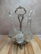 Serviteur huilier-vinaigrier ancien en métal argenté et verre moulé
