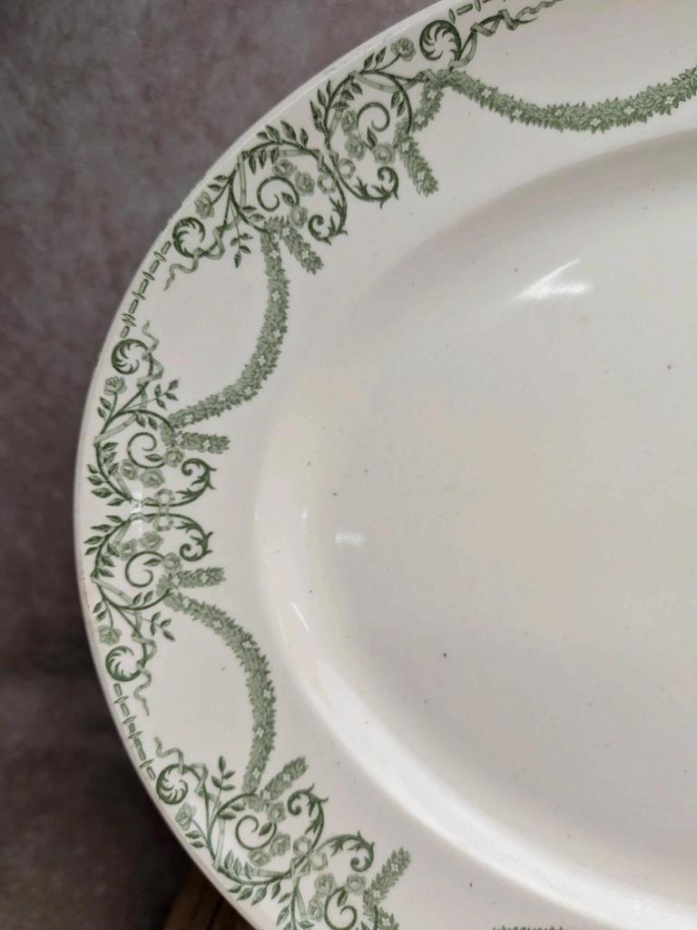 Grand plat ovale Terre de fer Creil et Montereau Labrador – Service Napoléon Ier