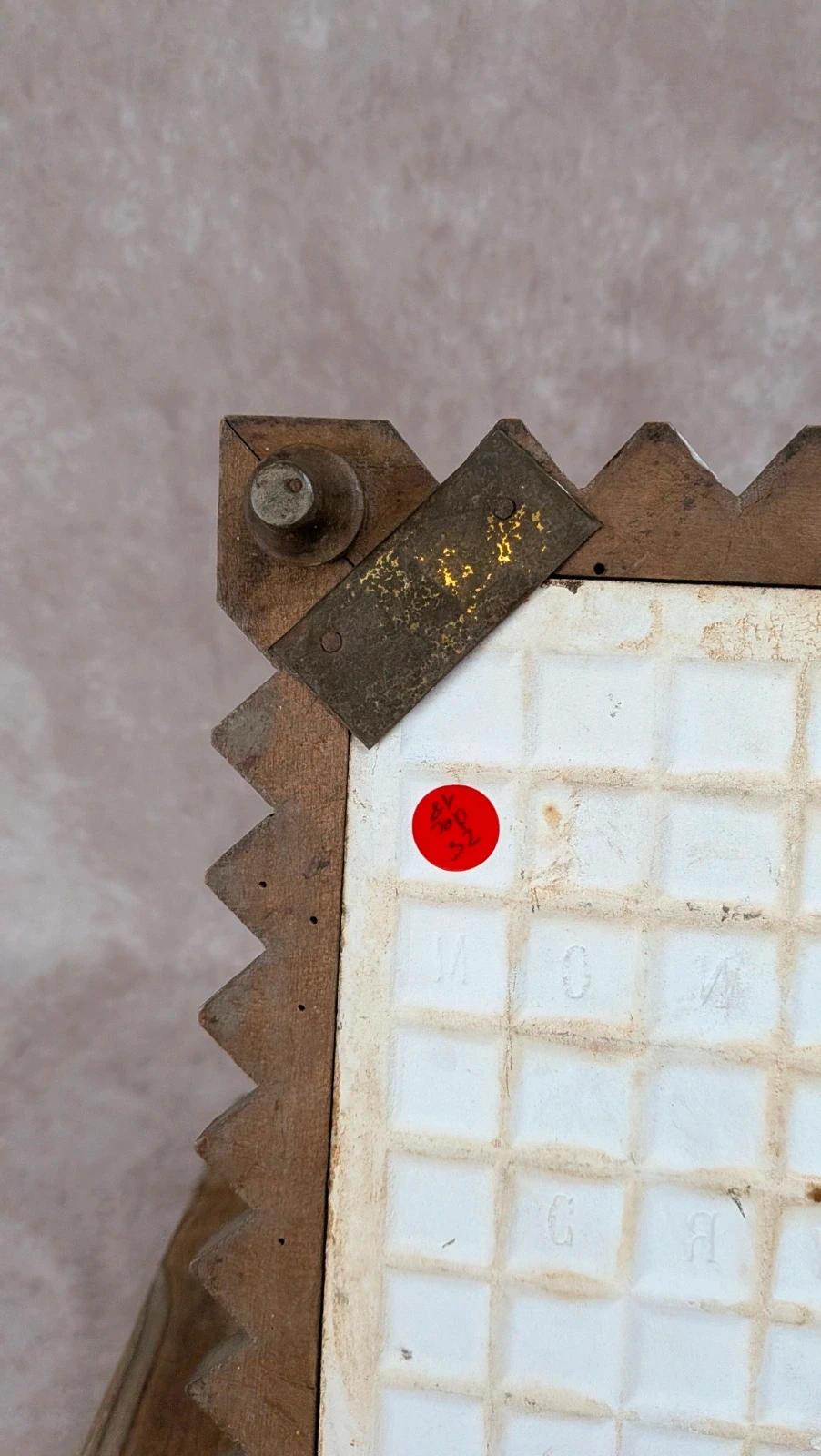 Dessous de plat ancien – carreau Creil & Montereau