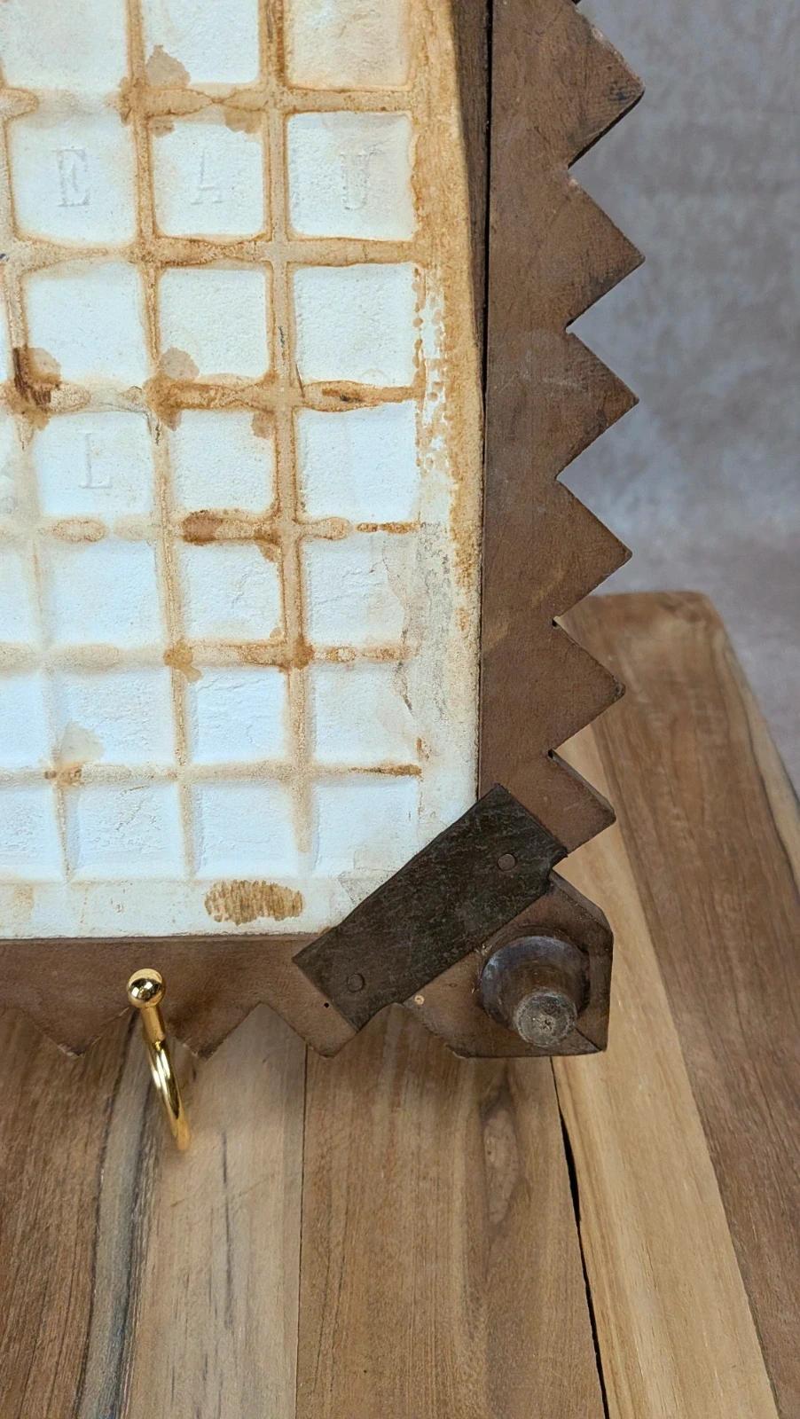 Dessous de plat ancien – carreau Creil & Montereau