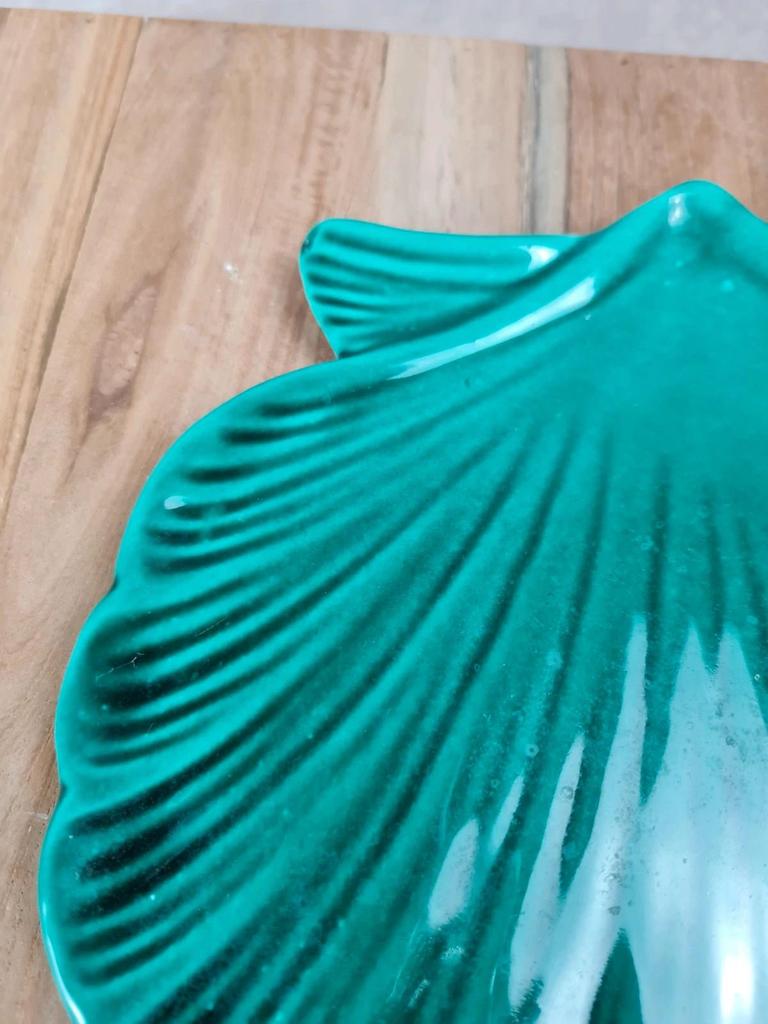 Dessous de plat / dessous de bouteille vintage en céramique verte – forme coquille