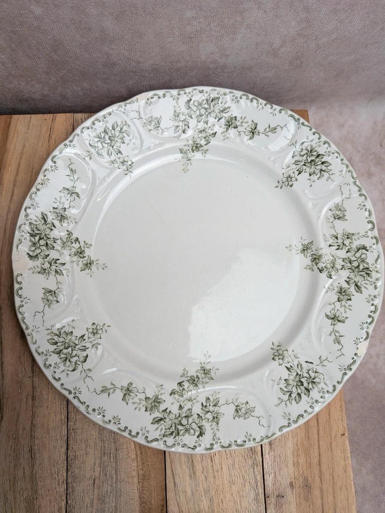 Lot de 4 assiettes plates anciennes Terre de fer Saint-amand Lebacqz & Bouchart – Watteau